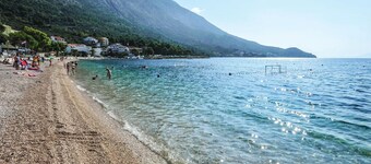 Pet friendly home in Podgora