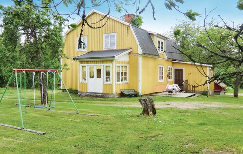 2 bedroom lovely home in Järnforsen