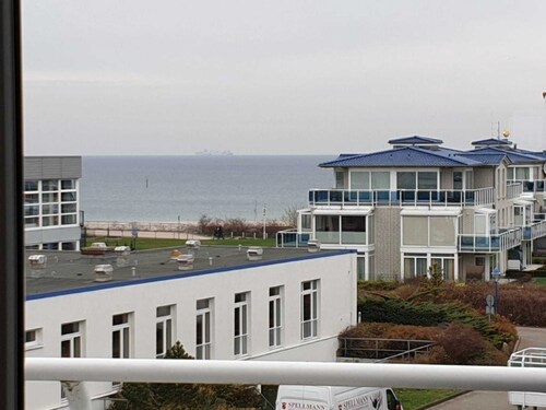 (272) 1- Raum- Appartement - Appartementanlage Yachthafenresidenz