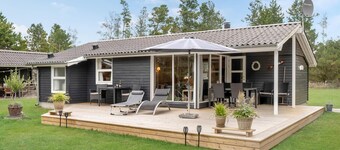 2 bedroom nice home in Strandby