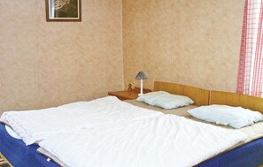 3 chambres, lit parapluie