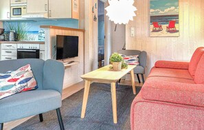 Fernseher, Kamin, DVD-Player