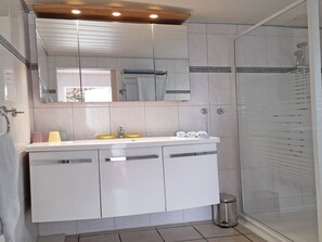 Dusche