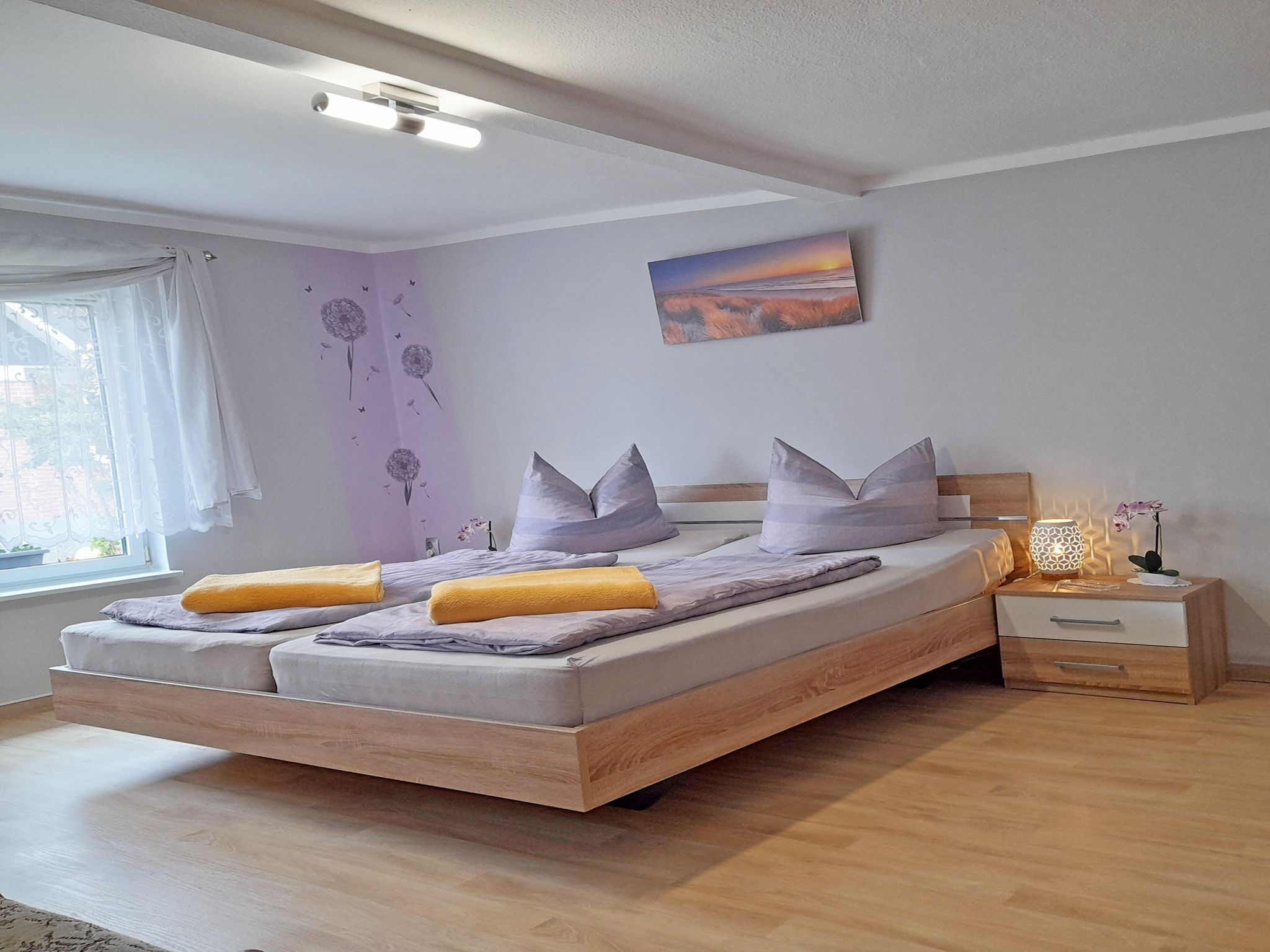 3 chambres, bureau, draps fournis