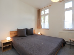 2 bedrooms, in-room safe, iron/ironing board, travel cot - Apartment 6, upper floor, 3 rooms, Zinnowitz - Haus Rubert apartments near the beach (Zinnowitz)