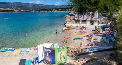 Holiday apartment mit Klimaanlage und Meerblick