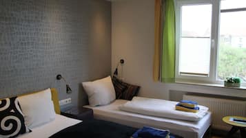 1 bedroom, in-room safe, WiFi, bed sheets