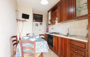 Réfrigérateur, plaque de cuisson