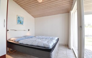 4 bedrooms, free WiFi
