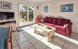 Een televisie en een dvd-speler