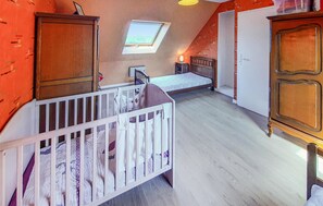 3 Schlafzimmer, Reisekinderbett, WLAN