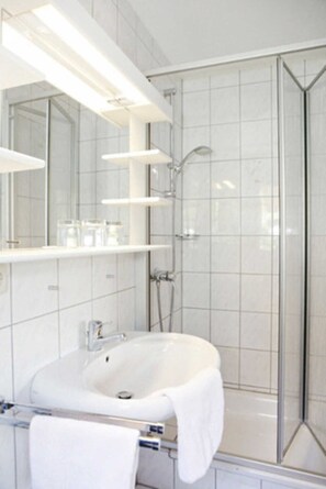 صورة غير مصنفة، 3 من 13، زرّ