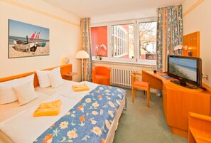 1 slaapkamer, een bureau, wifi, beddengoed
