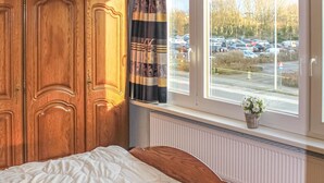 3 bedrooms