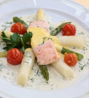 Imagen sin descripción, 3 de 38, botón