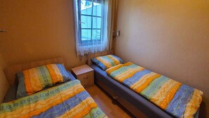 5 bedrooms, WiFi