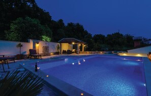 Outdoor pool - Stunning home in Orasac (Orasac)