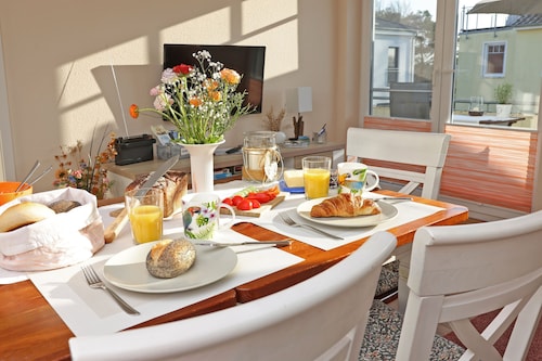 Seestern · Balkon · nur 300 m Strand - Unterkunft Seestern, WLAN, ca. 250m zum