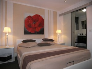 1 bedroom, iron/ironing board, WiFi