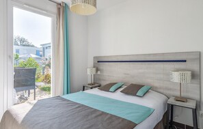 2 bedrooms, WiFi, bed sheets