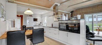 Amazing home in Thisted with sauna