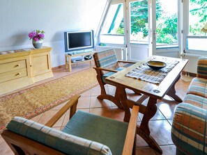 Fernseher, Kamin