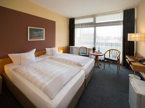 Unclassified image, 3 of 24, button - Standard double room - Reichels Parkhotel (Bad Windsheim)