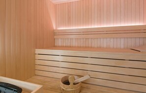 Sauna - Luxurious home in Kuciste with sauna (Kuciste)