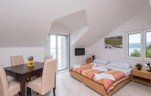 8 slaapkamers, reisbedje, gratis wifi, beddengoed