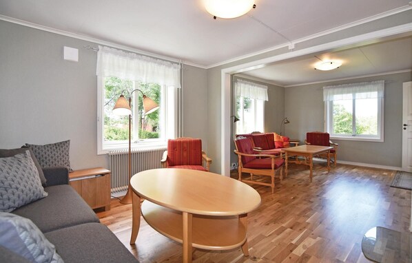 TV, fireplace - 2 bedroom nice home in åmotfors (Åmotfors)