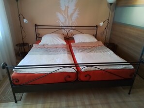 1 bedroom, WiFi, bed sheets