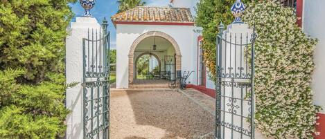 Enceinte de l’hébergement