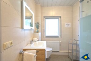 Douche, serviettes fournies