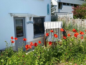 Terrace/patio - Anchorage, 1 room apartment, part., 2 pers. - Vacation apartments Hilbert family (Neustadt in Holstein)