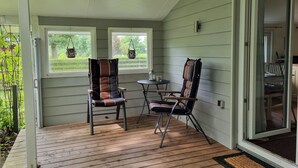 Outdoor dining - Paulsen: Holiday home with fenced garden and fireplace - Ferienhaus Paulsen (Silberstedt)