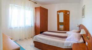 3 bedrooms, WiFi