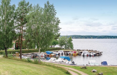 4 bedroom gorgeous home in Boxholm