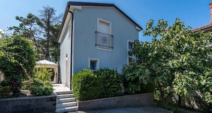 Holiday home 150m to the sea