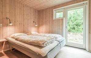 4 bedrooms, free WiFi