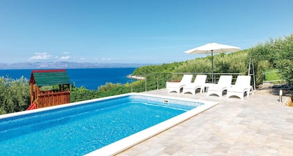 Fantastisches Haus mit 4 Schlafzimmern.