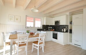 Kühlschrank, Herdplatte, Geschirrspüler