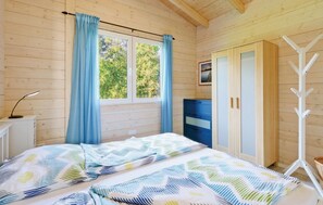 1 habitación, cuna de viaje, wifi gratis y ropa de cama