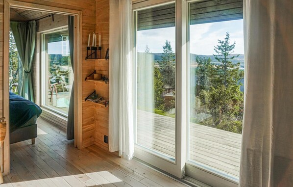 Interior - Amazing home in Sjusjøen with kitchen (Sjusjøen)