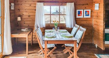2 bedroom nice home in Knebel