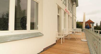 24-05 - station Villa Apt 24-05.