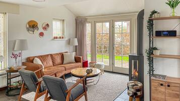 TV, DVD-spiller og stereoanlegg