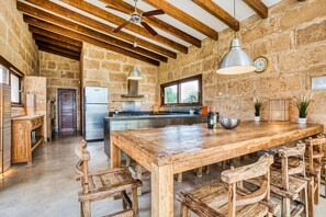 Køleskab, mikrobølgeovn, ovn, opvaskemaskine