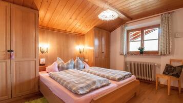1 Schlafzimmer, Zimmersafe, Bettwäsche