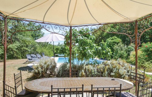 Pet friendly home in Flaujac-Poujols