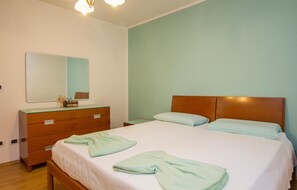 6 chambres, Wi-Fi gratuit, draps fournis